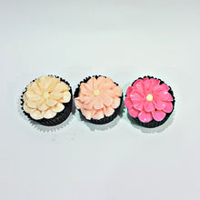 Load image into Gallery viewer, Pink Gradient Floral Cupcakes